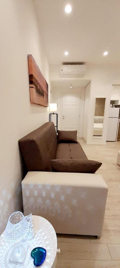 Barbara Classy 103, Wellness * Syracuse