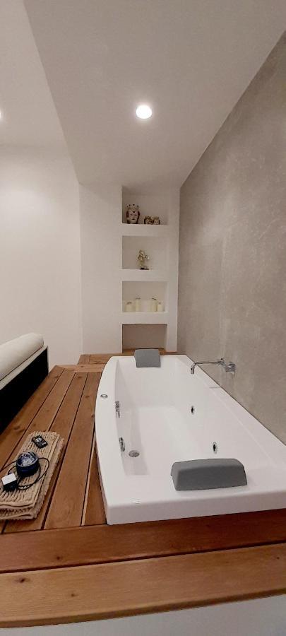 Barbara Classy 103, Wellness